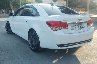 Chevrolet: Chevrolet Cruze: 1.4 l | 2015 il 20016 km Sedan -da lalafo.az — 2 Chevrolet: Chevrolet Cruze: 1.4 l | 2015 il 20016 km Sedan — 2