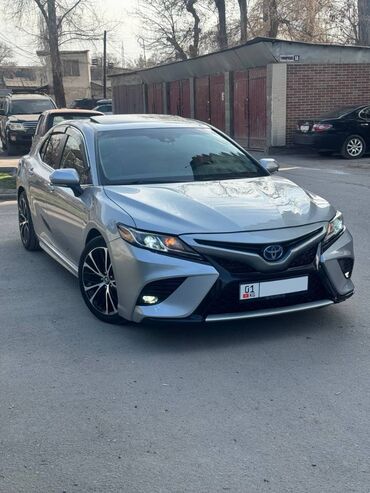 toyota camry 2017: Toyota Camry: 2018 г., 2.5 л, Автомат, Гибрид