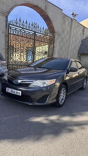 leopard 3: Toyota Camry: 2013 г., 2.5 л, Автомат, Гибрид, Седан — 6