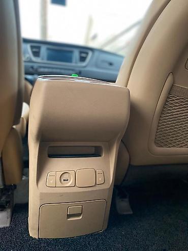 bmw 3 series: Kia Carnival: 2019 г., 2.2 л, Автомат, Дизель, Минивэн — 9