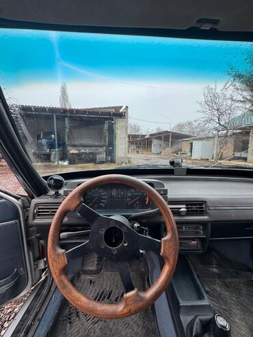 Audi: Audi 80: 1982 г., 1.8 л, Механика, Бензин, Седан — 9