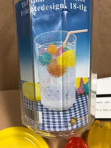 Ostalo posuđe: Plastični višekratni “kockice leda” u obliku voća – set od 18 delova — 3