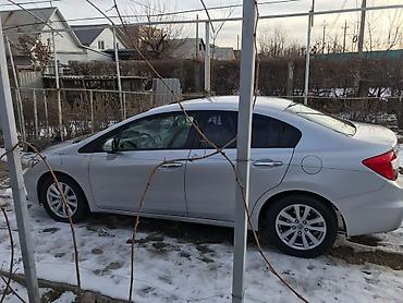 civik: Honda Civic: 2012 г., 1.8 л, Автомат, Бензин, Седан — 9