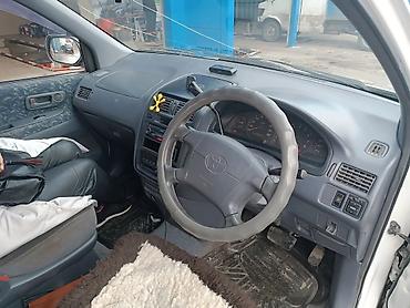 Toyota: Toyota Ipsum: 1997 г., 2 л, Автомат, Бензин, Минивэн — 2