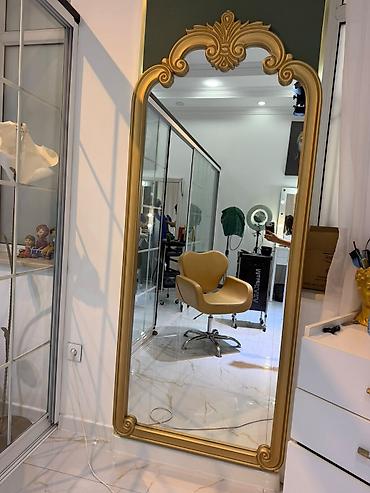 Salon guzgusu ela veziyyetde 330azn baha alinib ünvan İnqilab lalafo.az -da Salon guzgusu ela veziyyetde 330azn baha alinib ünvan İnqilab