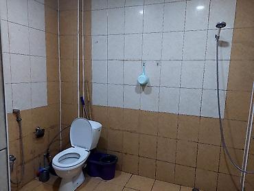 Mənzillər: Kirayə otaq yoldaşı axtarılır Tələbə və ya işləyən xanım olsun. 2 — 2