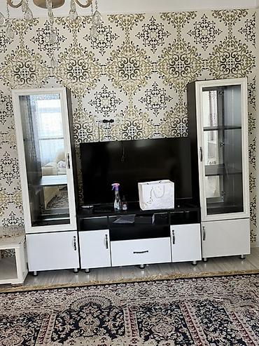 Тумбы и подставки для телевизора: Стенка для ТВ 10.000 сом Подставка для ТВ 5000 сом Состояние отличное! — 9