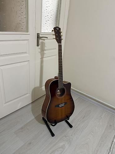 Гитары: Срочно продается акустическая гитара 41 размер в идеальном новом at lalafo.kg — 1 Гитары: Срочно продается акустическая гитара 41 размер в идеальном новом — 1