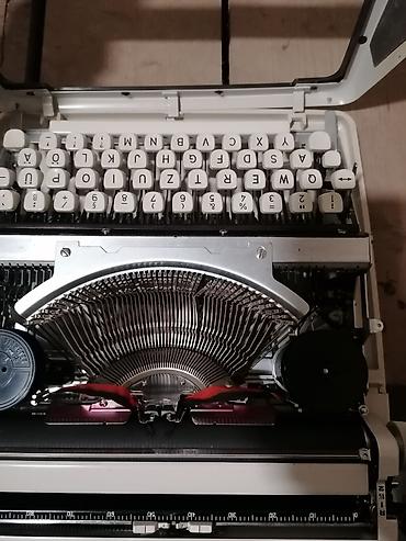 Ostali predmeti za umetnost i kolekcionarstvo: Pisaca masina "Brother Deluxe 1300" tabulator ! Masina NOVA !!! — 1