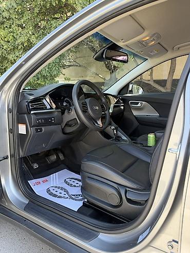 w204 2010: Kia Niro: 2021 г., 1.6 л, Гибрид, Кроссовер — 5