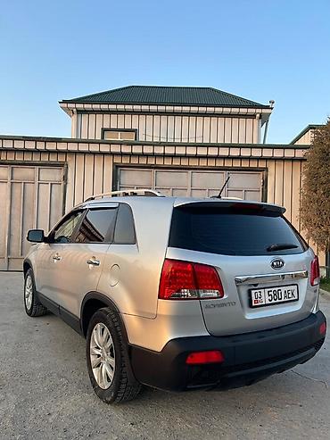 Kia: Kia Sorento: 2011 г., Кроссовер — 2