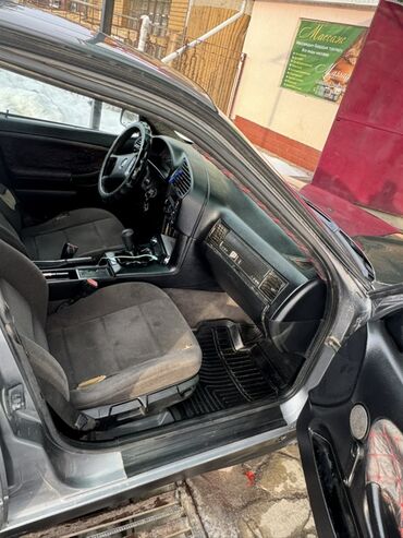 BMW: BMW 3 series: 1992 г., 1.6 л, Механика, Бензин, Седан — 20