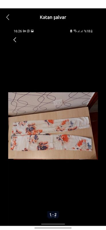 Ziyafət donları: Bu zərif qadın kokteyl donu parlaq qırmızı rəngdə və axıcı parça ilə — 12