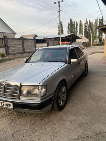 мерс 124 газ: Mercedes-Benz 230: 1990 г., 2.3 л, Механика, Бензин, Седан