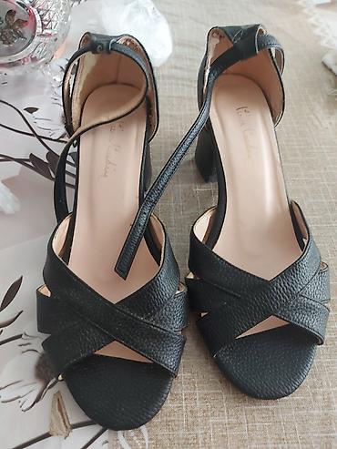 Basanoşka və səndəllər: Pierre Cardin qadın sandaleti - Rəng: qara38 ölçülü - Model: açıq — 1