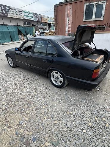двери на спарк: Продам диски борбет р16 BMW 5 серии (E34), седан, черный цвет кузова — 2