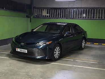 задний вариатор: Toyota Camry: 2020 г., 2.5 л, Вариатор, Гибрид, Седан — 1