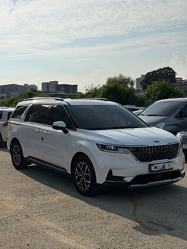 Kia Carnival: 2021 г., Минивэн