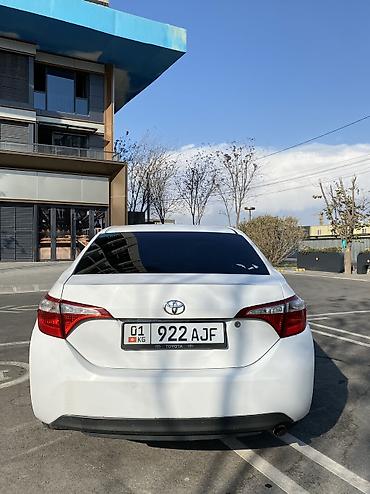 Toyota: Toyota Corolla: 2014 г., 1.8 л, Автомат, Бензин, Седан — 4