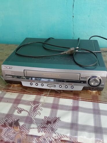 продать старый телевизор: Video kaset playet
video aparat işləkdir