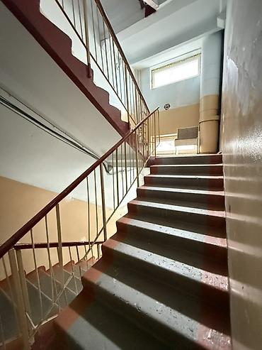 Продажа квартир: 1 комната, 40 м², 105 серия, 2 этаж, Косметический ремонт at lalafo.kg — 7 Продажа квартир: 1 комната, 40 м², 105 серия, 2 этаж, Косметический ремонт — 7