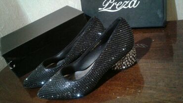 magza обувь женская: Туфли 35, цвет - Черный