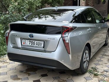 серв 1: Toyota Prius: 2017 г., 1.8 л, Автомат, Гибрид, Хэтчбэк