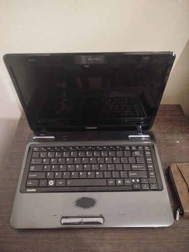 HP: Toshiba, 15.6 ", Intel Pentium, < 128 GB