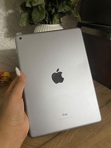 Планшет, Apple, память 64 ГБ, 9" - 10", Wi-Fi, Б/у, Классический цвет - Серый