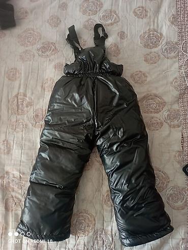комбезы детские: Джинсы и брюки, цвет - Черный, Б/у — 1