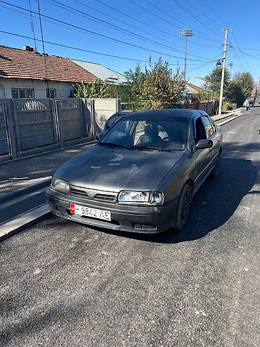 Nissan: Nissan Primera: 1991 г., 1.6 л, Механика, Бензин, Седан — 7