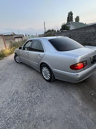 Транспорт: Mercedes-Benz E-Class: 2001 г., 3.2 л, Автомат, Седан — 4