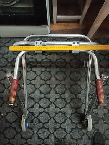 Инвалидные коляски: Инвалидная коляска с санитарным вырезом и ведром (комба-туалет) — 18