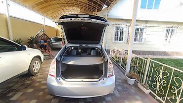 honda git: Toyota Prius: 2011 г., 1.8 л, Вариатор, Гибрид, Хэтчбэк — 8