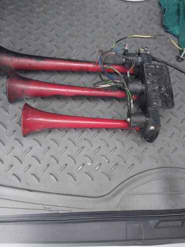 Холодильники для авто: Muzukalni 24 volt.kamazin usde cixartdim.masini rengliyende krasqa