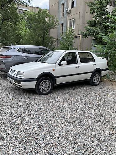 sprinter rex: Volkswagen Vento: 1993 г., 2 л, Механика, Бензин, Седан — 1