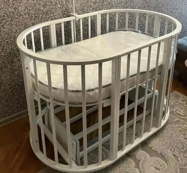кроватки для новорожденных в баку: DilTransformer besik satilir 130 azn . 2 matrasi var .usaq 1 defe