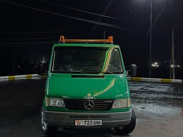 сколько стоит корзина: Эвакуатор, Mercedes-Benz, 1999 г., Ломаная — 4