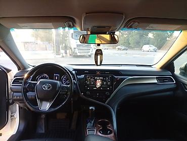 от камри: Toyota Camry: 2017 г., Седан — 9