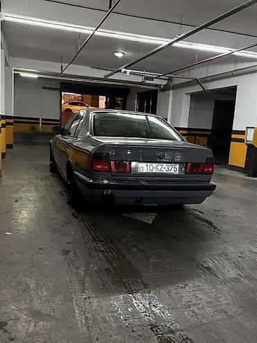 BMW: BMW 5 Series E34 sedan - Kuzov: 4 qapılı sedan, tünd boz rəng - — 2