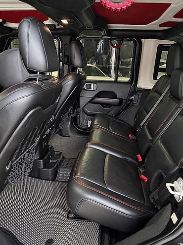 вениа: Jeep Wrangler: 2018 г., 2 л, Автомат, Бензин, Внедорожник — 5