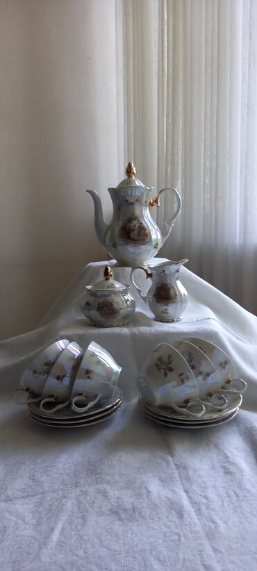 Nahar dəstləri və servizlər: Nahar dəsti, Farfor, Madonna, 38 nəfərlik, Almaniya — 15