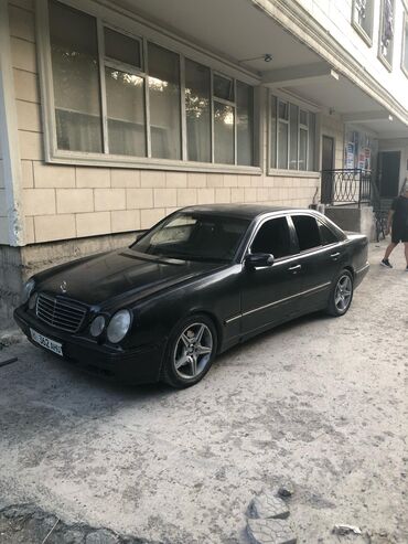 запчасть на мерс 814: Mercedes-Benz E-Class: 2001 г., 2.7 л, Механика, Дизель, Седан