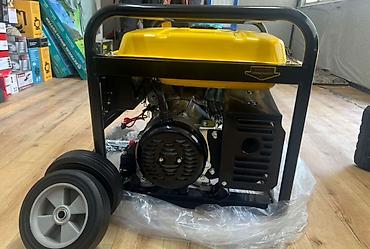 Генераторы: Бензиновые электрогенераторы портативные Варианты на фото: 1) LDI — 8