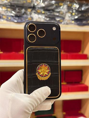12 ayfon: IPhone 17 Pro, 256 GB, Göy, Zəmanət — 2