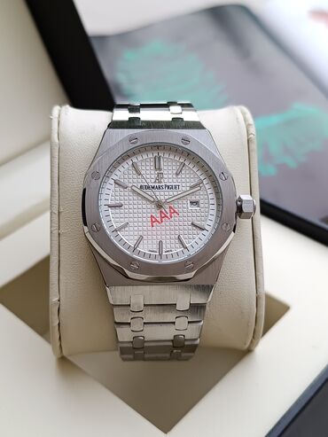Свадебные платья и аксессуары: Новый, Наручные часы, Audermars Piguet