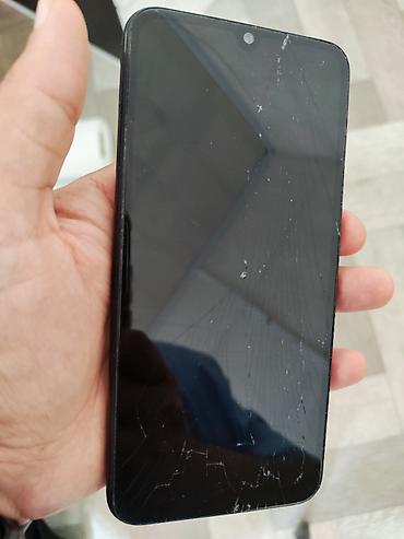 kiraye evler 2018: Redmi not 8 şəkildə göründüyü kimidir, yaddaş 128 — 2