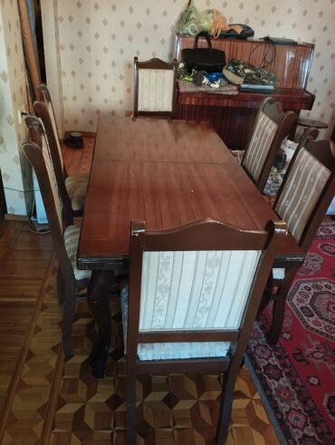 Мебель: Для гостиной, Б/у, Раскладной, Прямоугольный стол, 6 стульев