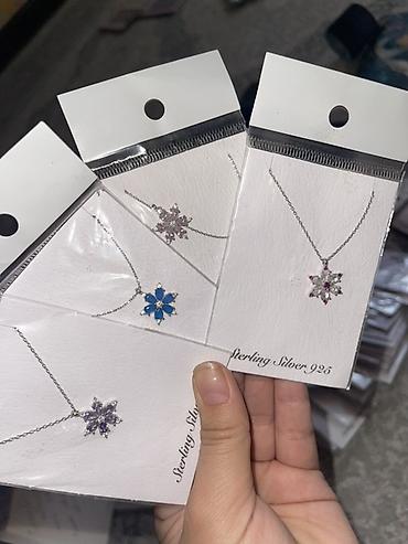 Подвески-снежинки из серебра 925 первым 5 покупателям открытка в