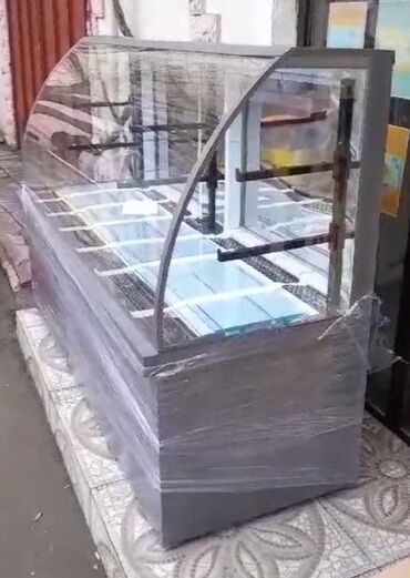 Soyuducu vitrinləri: Təzə alınıb işlənmiyib klyonkaları soyulmuyub heç.650 azn ə təcili